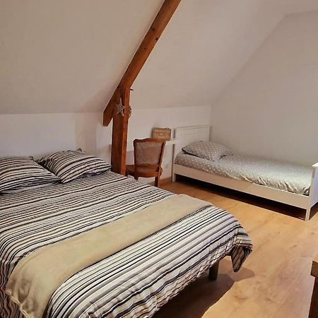 Appartement Charmant Et Spacieux Auxerre Exterior photo